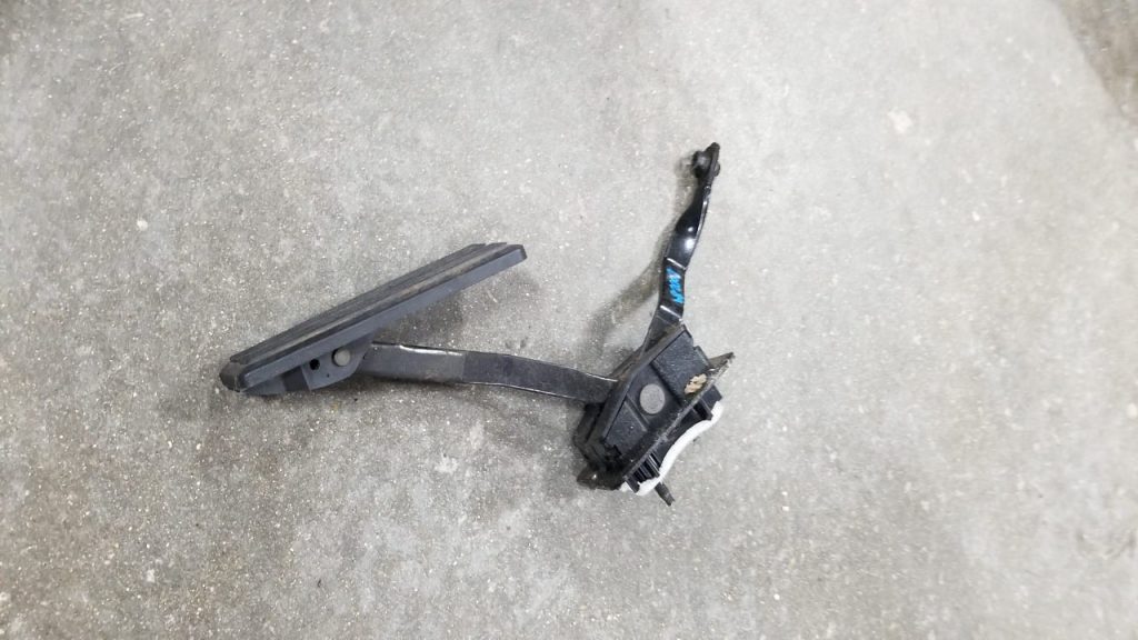 گاز نخوردن خودرو